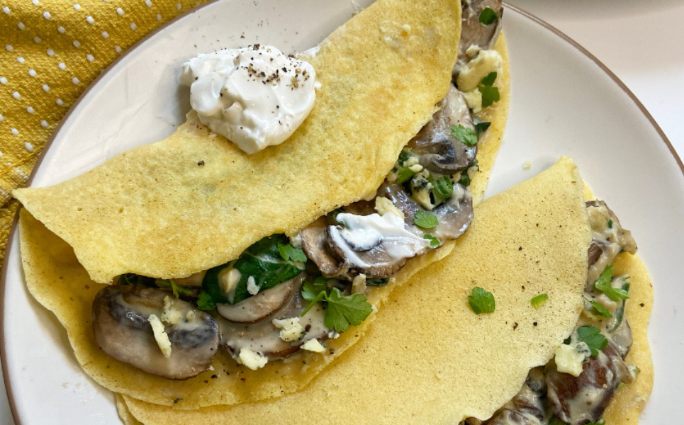 Low Carb Creamy Mushroom & Spinach Crepes with Blue Cheese